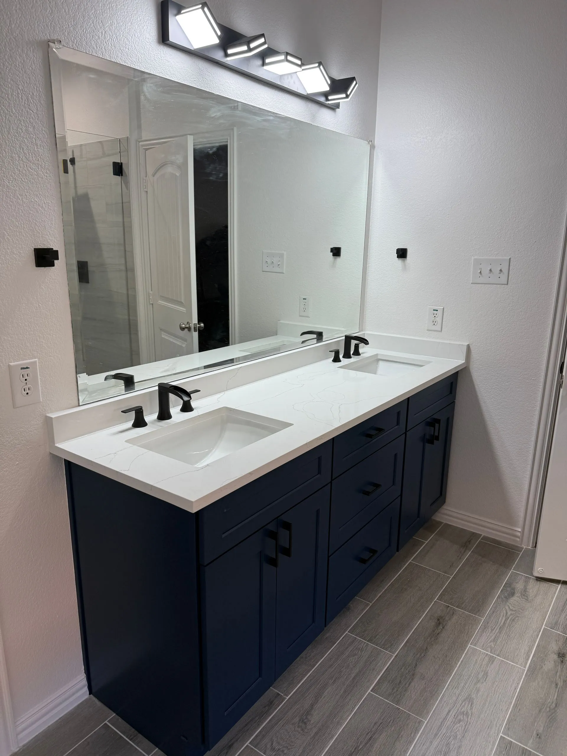 Bathroom remodeling service